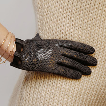 WARMEN Brand Ladies Genuine Lambskin Unlined Leather Gloves with Pattern L026N-2